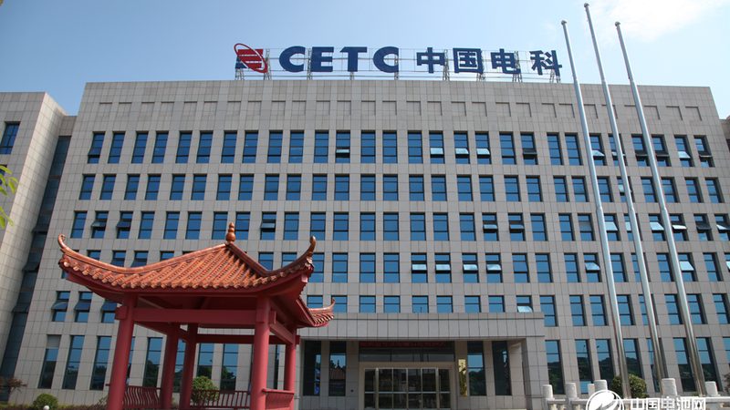 多层PCB样板定制：揭秘价格背后的秘密